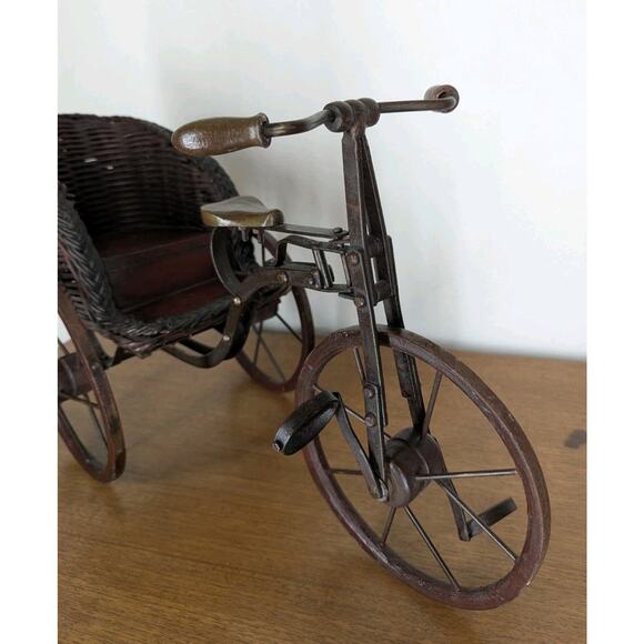 Vintage Wooden & Metal Miniature Doll Tricycle Rickshaw Wicker Seat 12" x 22" - Picture 4 of 16